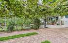 EFORIE SUD-Vila S+P+1+M -10 camere si piscina exterioara