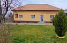Casă cu 3 camere cu Teren 500 Mp în Traian - 3