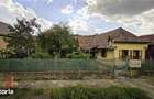 Casa la tara 800 mp teren, gaz, curent , 50 mp casa Pasareni - Acatari