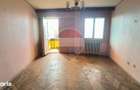 Apartament cu 3 camere de vanzare -decomandat- Micro 13, Gala?i - 12