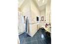 REA0123759 Capitale de vanzare 2 Apartamente plus Pod - 25