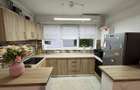 Apartament 3 camere complet mobilat si utilat, 9 Mai - 5