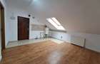 Persoana fizica vand apartament tip mansarda 3 dormitorare + living cu bucatarie open space - 5