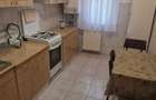 De vanzare apartament 3 camere decomandat