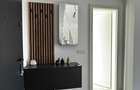 inchiriez casa tip duplex cu locuri de parcare si curte