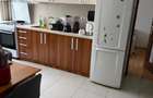 inchiriez apartament cu 3 camere - 3