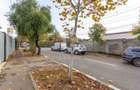 Straulesti - str. Pietrosita nr. 10, Casa demolabila cu teren 388 mp