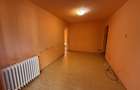 Apartament 3 camere, etaj 2, semidecomandat - Piata Doina - 6