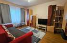 Inchiriez garsoniera mobilata ?i utilata zona Zamfirescu parter pre? 250 de euro plus garan?ie telef - 1