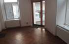 Inchiriere spatiu parter 3 camere Universitate - 1