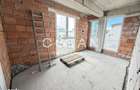 Penthouse 4 cam, 106 mp + Terasa 64 mp - Selimbar - 12