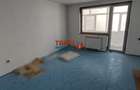 Apartament 4 camere etaj 1 de vanzare Cetate - 2