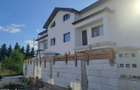 Casă cu 7 camere cu Teren 170 Mp în Central - 7