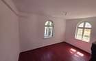 Casă cu 4 camere cu Teren 550 Mp în Central - 7