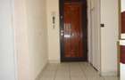Apartament 2 camere decomandat, etaj intermediar, zona Romanilor, centrala pe gaz