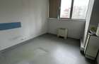 Spatiu comercial pe 2 nivele 700mp cu 20 incaperi si 10 bai pretabil c
