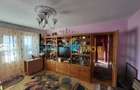 Apartament 3 camere semidecomandate Milcov et.3