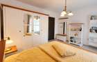 Cristian,zona veche, 2 camere în vilă cu 6 apartamente, curte, parcare