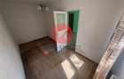 Apartament 2 camere de vanzare, 40 mp, etaj 2