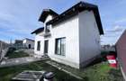 Casa de vanzare in cartier Sarat - 3