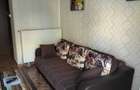 Apartament de inchiriat cu doua camere.ituat intr-o zona buna,linistita.Apartamentul este mobilat. - 1