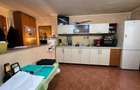 apartament 3 camere decomandat, 2 bai, 2  balcoane,centrala gaz,parcare, 99000 e