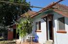 Casa 3 camere + teren 900 mp + garaj | Centrala | Canalizare | 42.000 - 1