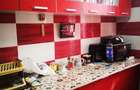 Apartament 3 camere situat la parter, intr un bloc cu 4 etaje in centrul orasului Alexandria, in spa - 7