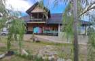 Casa cu teren si doua pastravarii in Fantana Mare - 1