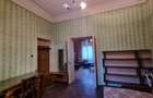 Calea Victoriei // 200mp curte libera // 1911