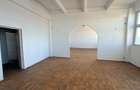 Spatiu industrial 8+ camere zona Central - 1