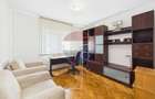 Apartament cu 3 camere spatios de inchiriat in zona 13 Septembrie - 2