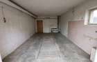Apartament cu GARAJ propriu si ACOPERIS NOU.