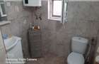 vand casa cu 3 camere , baie , bucatarie , suprafata totala 38 arii , intravilan - 6