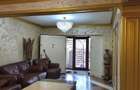 Casa D+P+E+terasa Tomis 2 cu 2 intrari, 6 camere, 2 bucatarii, 3 bai.