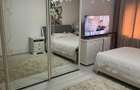 Vand apartament 3 camere cartierul Gruia - 2