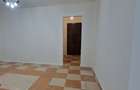 Propietar vand apart. doua semi et. 1 str. Pictor Aman (mai necesita unele renovari)
