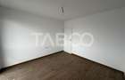 Apartament de vanzare 3 camere decomandate strada Doamna Stanca