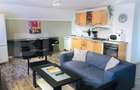 Apartament modern, 3 camere, 120 mp, curte proprie, loc de parcare privat - 3