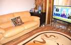3 Camere, decomandat, parter+curte privata! Vanzare apartament in Targoviste - M - 3