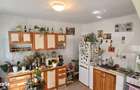 Apartament la casa, 2 dormitoare, curte comuna si parcare acoperita