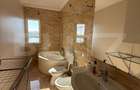 Apartament 2 camere, decomandat, 65 mp, zona - Piata Mare - 1