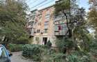 Apartament 3 camere de vanzare decomandat