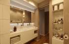 Se vinde apartament 4 camere situat la etajul 3/4 Str Vasile Alexandri (Cocosvar)