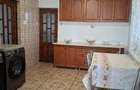 Apartament cu 3 camere semidecomandat în Calea Turzii