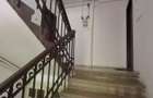 Cotroceni, Romniceanu, parter in imobil mic, spatios, 3 camere, balcon, birouri