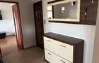 Inchiriez Apartament 2 camere, decomandat - 1