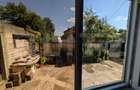 Parter (P) cu 3 camere, teren 600 mp, Vacare?ti 84.00 - 9