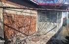 Casa rezidentiala din caramida cu garaj, pivnita si curte privata - 1