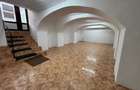 Spatiu comercial renovat nou - 4